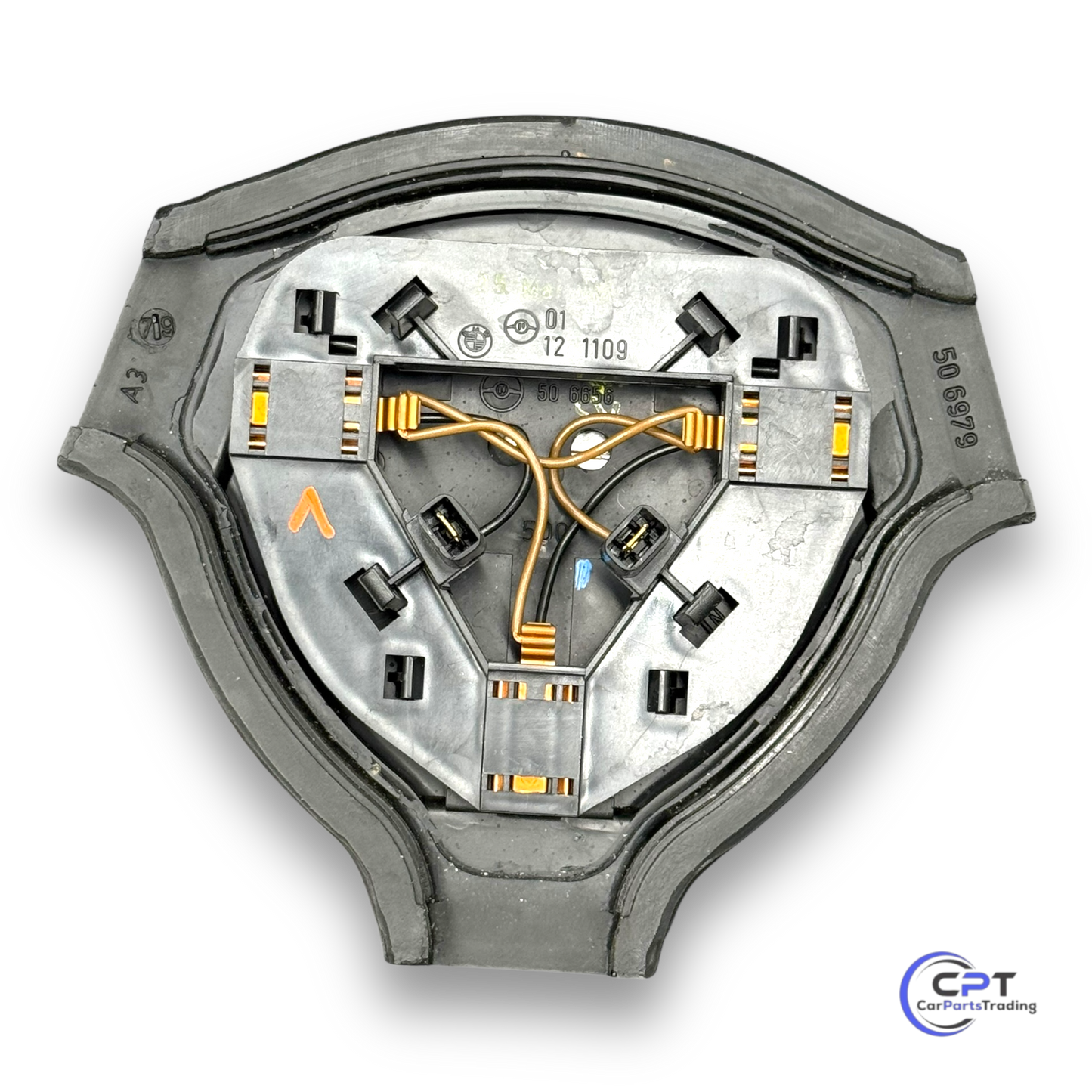 Nahaufnahme BMW M Technik 2 Lenkrad – 370mm, schwarzes Leder, E36-kompatibel