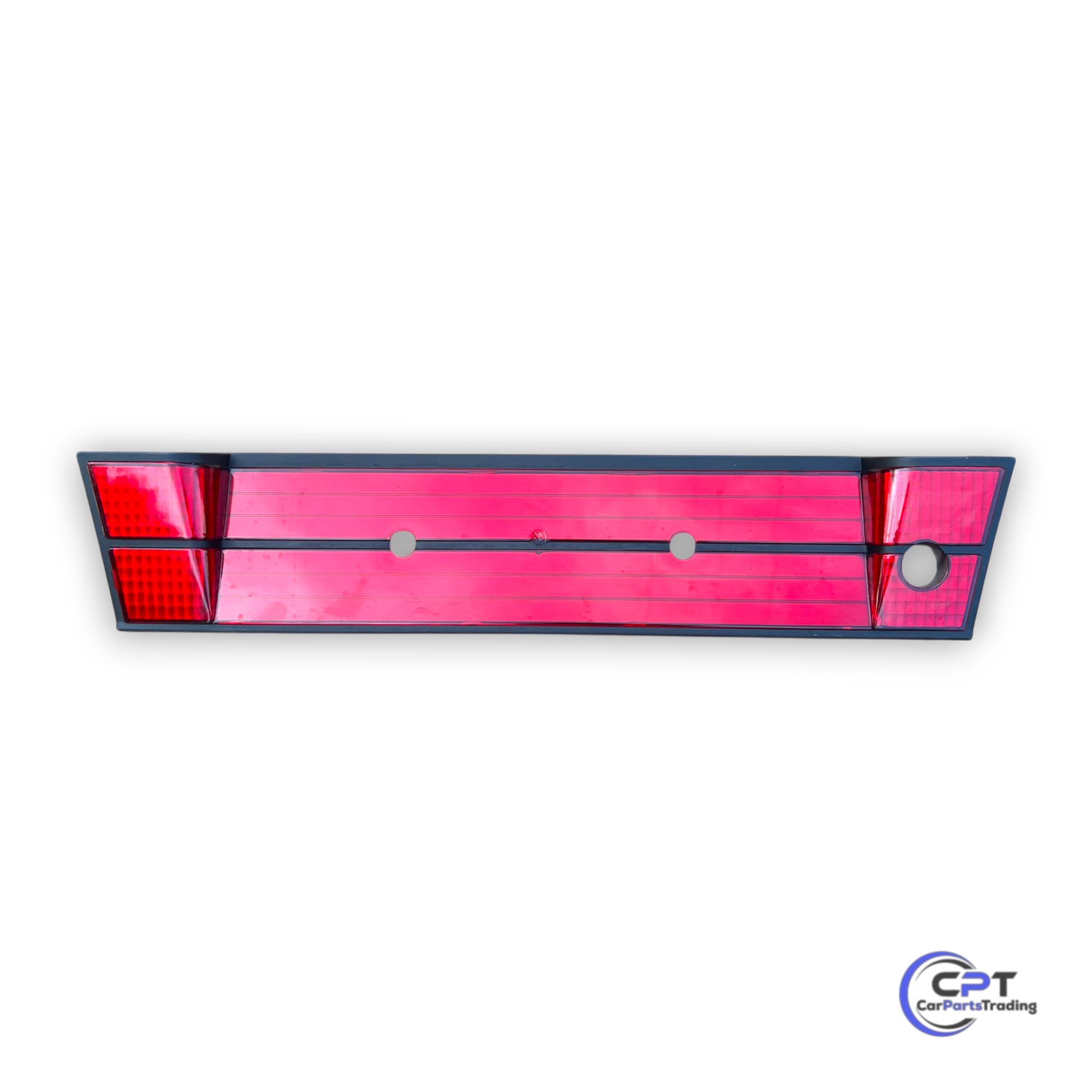 Rote Heckblende für BMW E34 Limousine - Hella-Design, durchgängig verbundene Rückleuchten für eine sportliche und moderne Rückansicht.