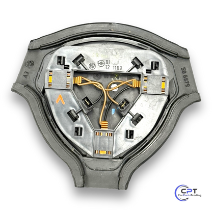 Nahaufnahme BMW M Technik 2 Lenkrad – 370mm, schwarzes Leder, E36-kompatibel

